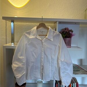 Puffy sleeve white button up